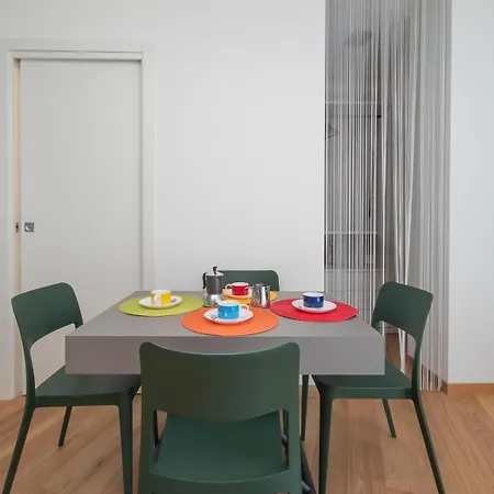 Crovato'S Palace Apartments - Design E Comfort Nel Cuore Di Milano Exterior photo