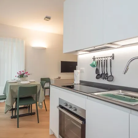 Crovato'S Palace Apartments - Design E Comfort Nel Cuore Di Milano Exterior photo
