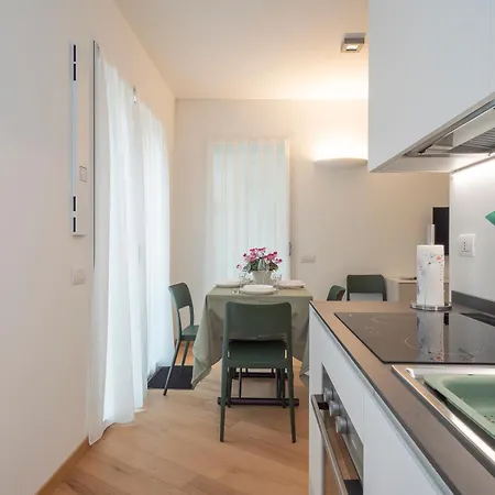 Crovato'S Palace Apartments - Design E Comfort Nel Cuore Di Milano Exterior photo