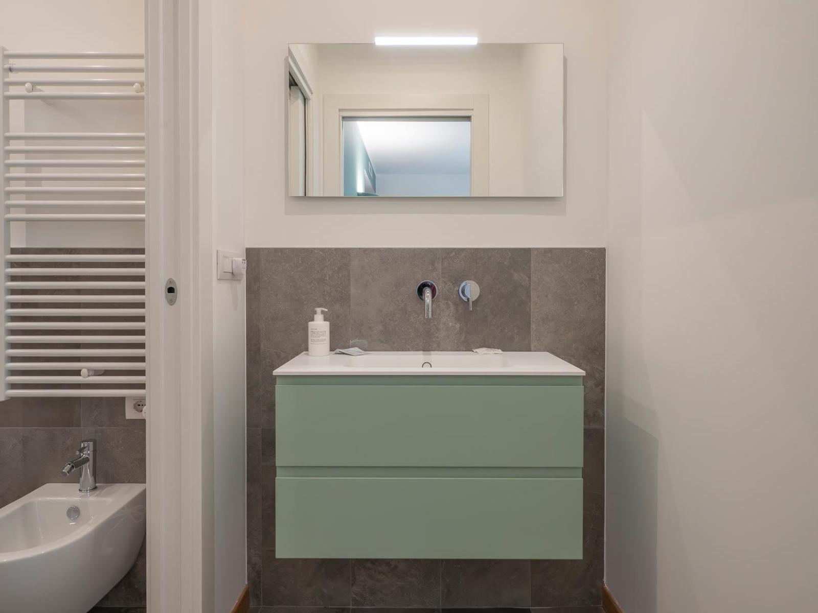 Crovato's Palace - Design E Comfort Nel Cuore Di Milão